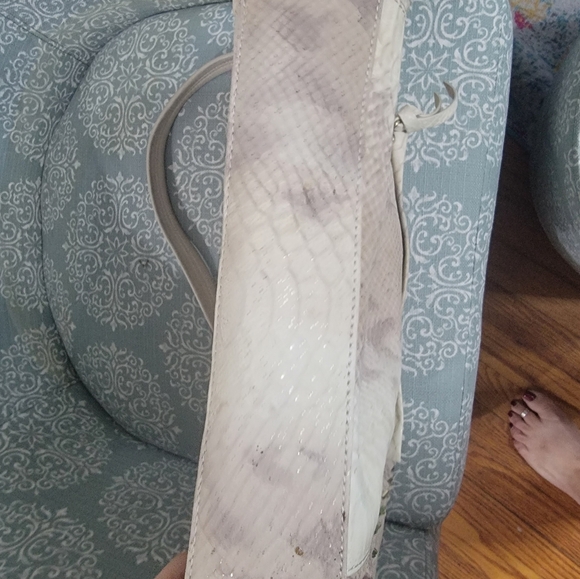 Vince Camuto snake skin purse - Picture 8 of 10